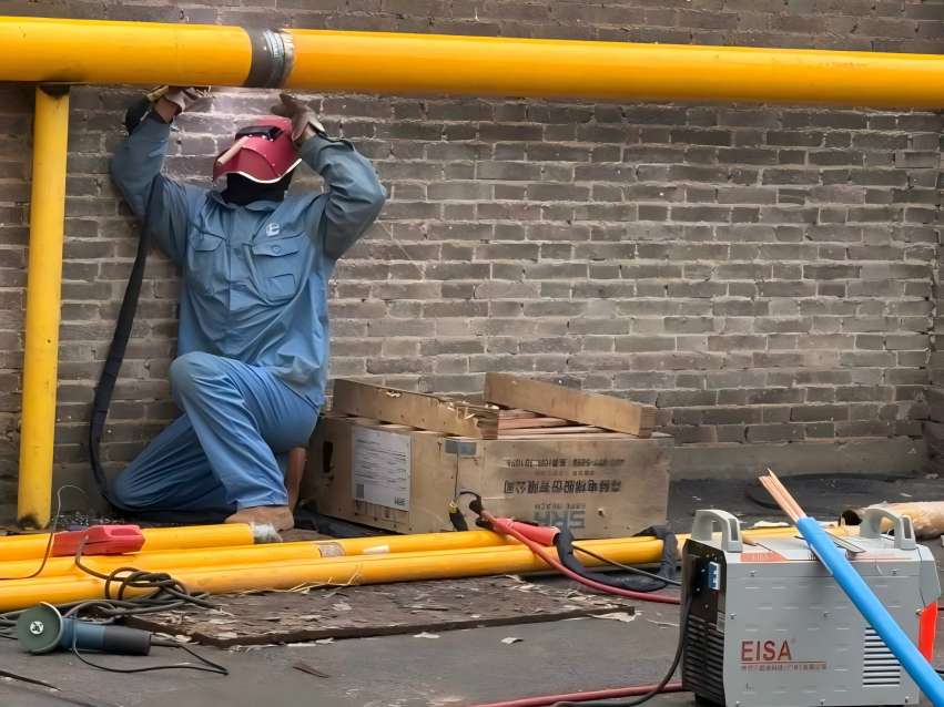 海康华天然气施工.jpg 海康华天然气施工.jpg